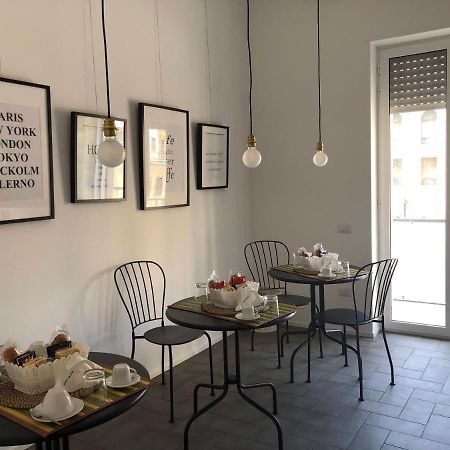 مبيت وإفطار Salerno M'Illumina المظهر الخارجي الصورة